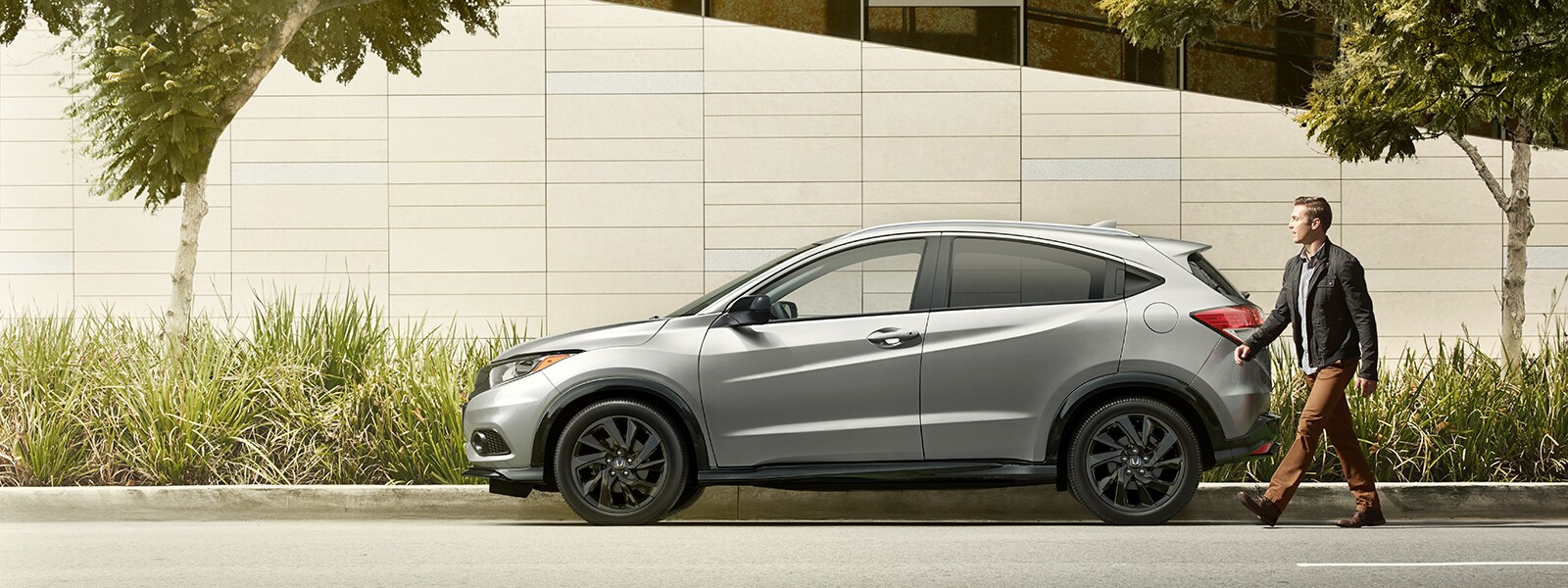 HR-V-SUV_05.jpg