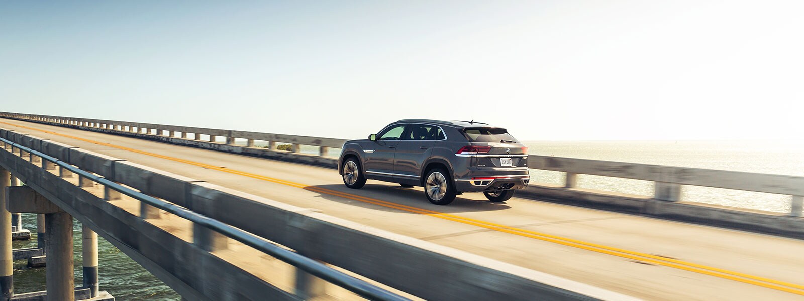 Atlas-Cross-Sport-SUV_02.jpg
