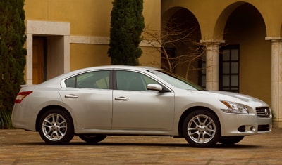 Acura Financial Services on 2010 Nissan Maxima   Los Angeles