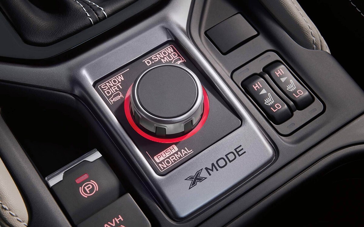 A close-up of the X-MODE with Hill Descent Control dial available in the 2020 Forester.