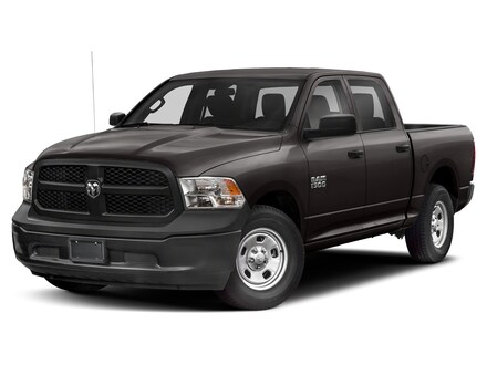 2021 Ram 1500 Classic Express 4x4 Crew Cab 5.6 ft. box 140 in. WB