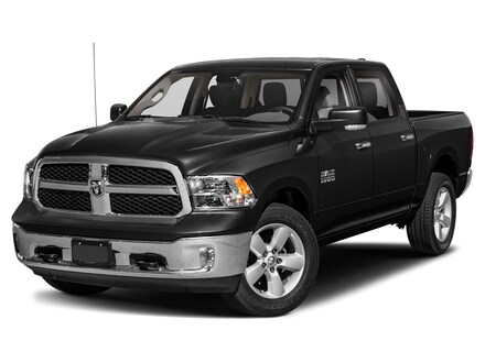 2022 Ram 1500 Classic Warlock 4x4 Crew Cab 5.6 ft. box 140 in. WB