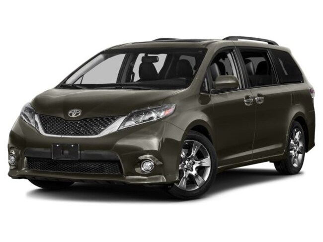 2017 Toyota Sienna SE 8 Passenger Van Passenger Van