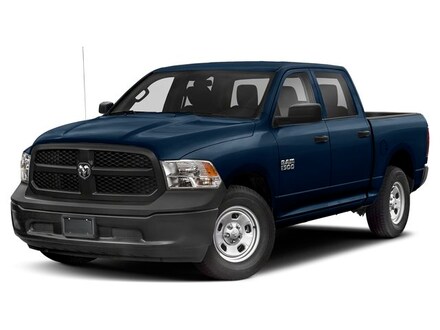 New 2019 Ram 1500 Classic Express Night Edition 4x4 V8