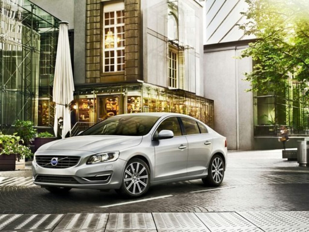Used 2015 Volvo S60 T5 Platinum Sedan