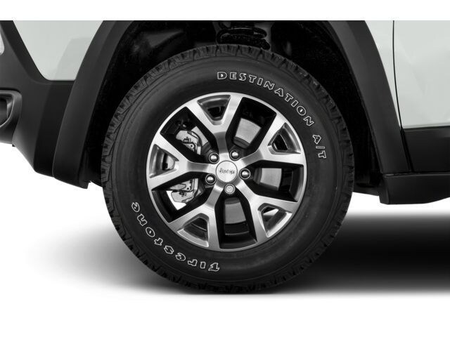 New Jeep Cherokees available in Bullhead City, AZ at Swanty's Chrysler Dodge Jeep