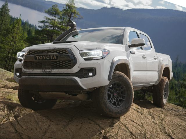 http://images.dealer.com/autodata/us/640/2020/USD00TOT096C0/USD00TOT096G01300.jpg