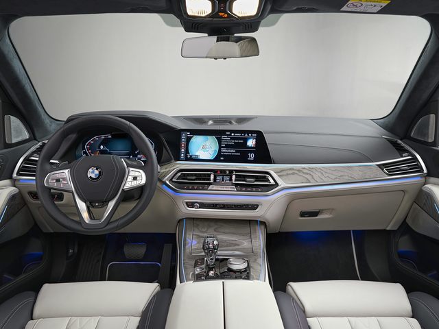 BMW X7 interior