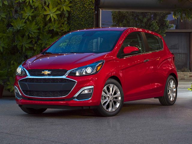 http://images.dealer.com/autodata/us/640/2022/USD20CHC331B0/USC90CHC331B01300.jpg