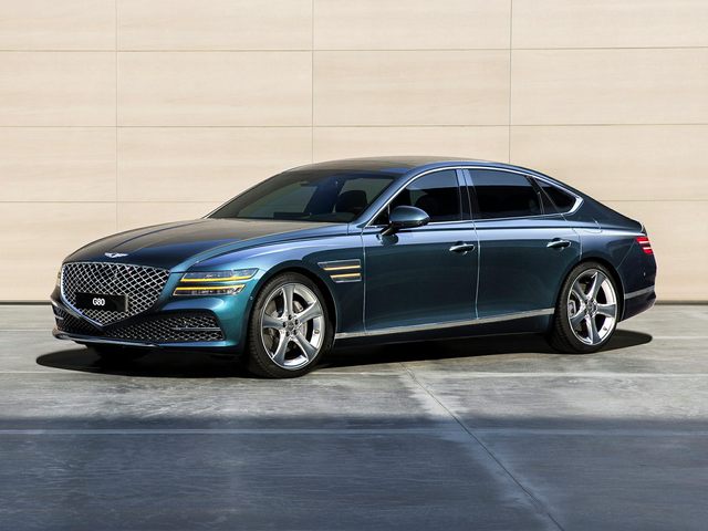 http://images.dealer.com/autodata/us/640/2022/USD20GSC011A0/USD10GSC011A01300.jpg