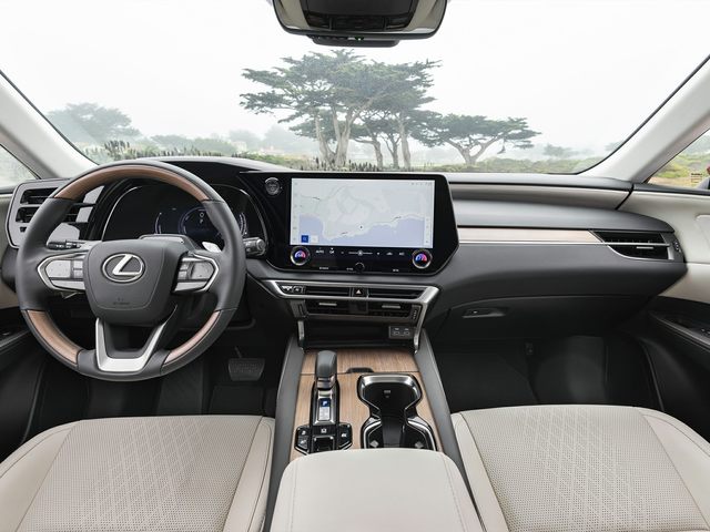 2023 Lexus RX Luxury Interior