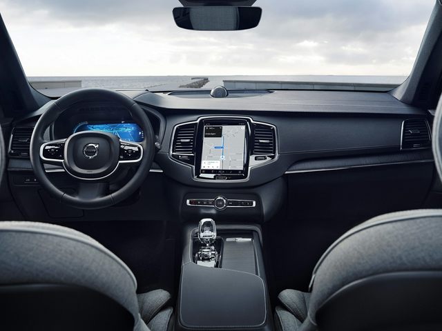 2023 Volvo XC90 Recharge Plug-in Hybrid Dashboard