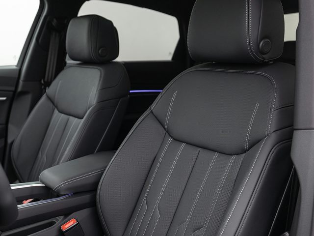 2024 Audi Q8 e-tron Interior