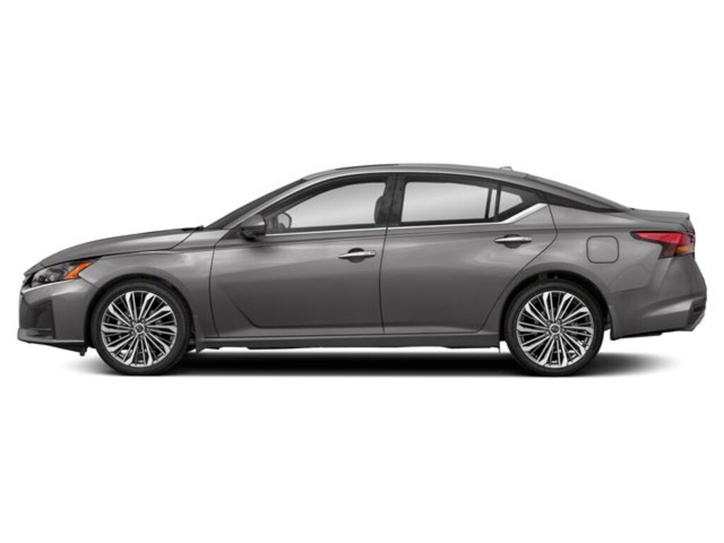Used 2024 Nissan Altima 2.5 SL Sedan