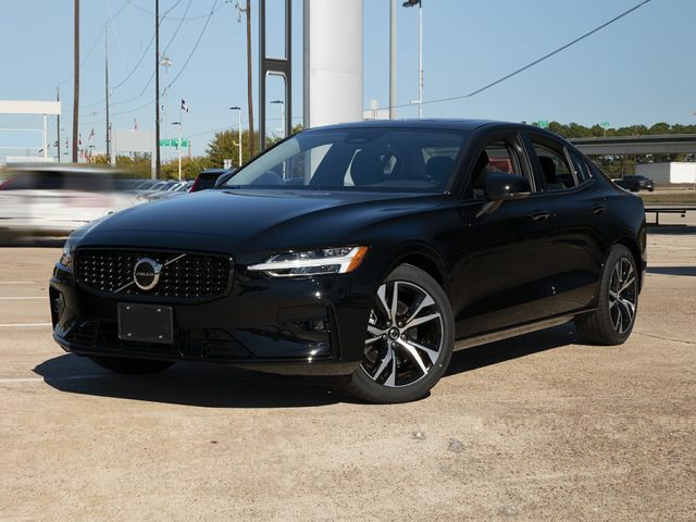 2024 Volvo S60 Exterior