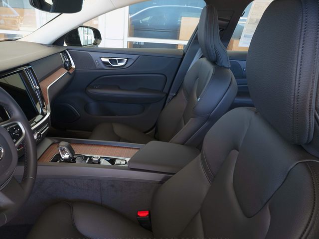 2024 Volvo S60 Interior