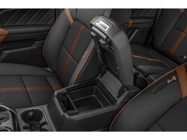 2026 GMC Canyon AT4 - Photo 17