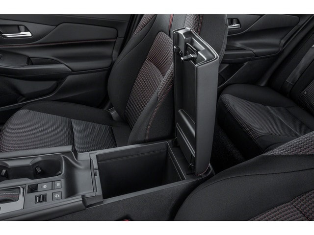 2026 Nissan Sentra SR - Photo 10