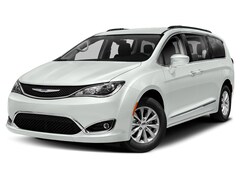 2019 Chrysler Pacifica Touring Plus Mini-van, Passenger MSSS190525