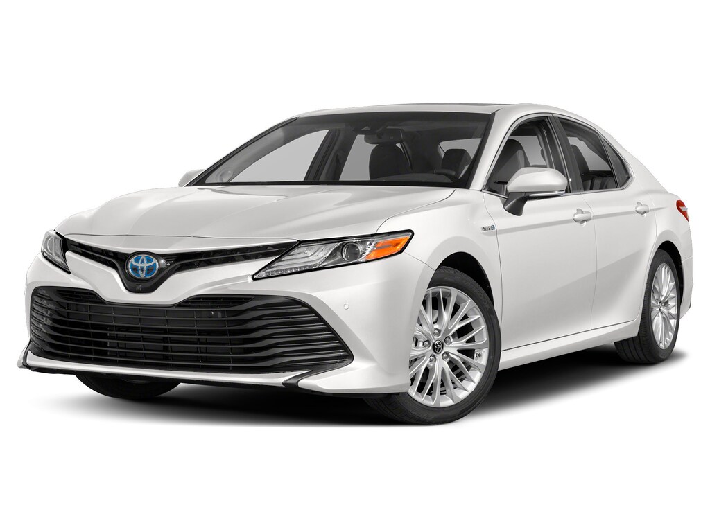 Used 2019 Toyota Camry Hybrid XLE Sedan