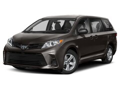 2019 Toyota Sienna XLE Premium Minivan/Van