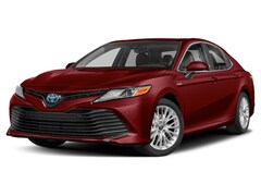 2020 Toyota Camry Hybrid XLE Sedan