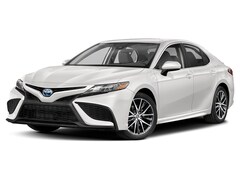 Used 2021 Toyota Camry Hybrid SE Sedan near Boerne, TX