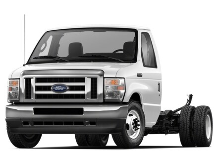 2022 Ford Econoline 450 Cutaway Base DRW Chassis Truck