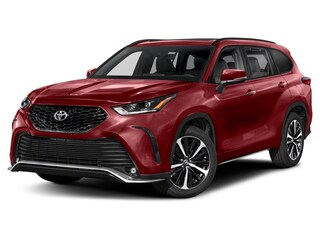 Used 2022 Toyota Highlander XSE SUV in Charlotte