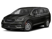 2023 Chrysler Pacifica Limited -
                Lynn, MA