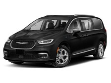 2023 Chrysler Pacifica Hybrid Limited -
                San Diego, CA