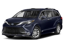 2023 Toyota Sienna XLE -
                Tampa, FL