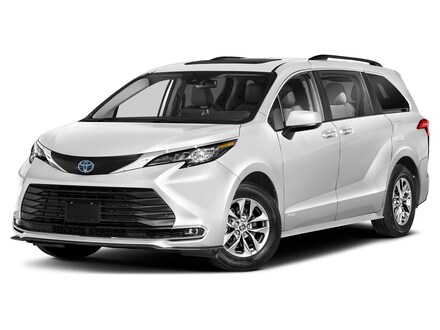 2023 Toyota Sienna XLE AWD w/ Leather & Sunroof Passenger Van