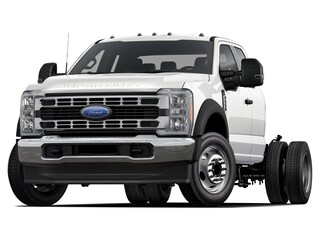 2025 Ford F-550 Chassis TRUCK