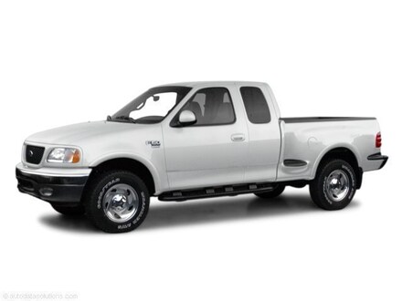 Featured Pre Owned 2001 Ford F-150 Lariat Truck Super Cab for sale near you in Lufkin, TX