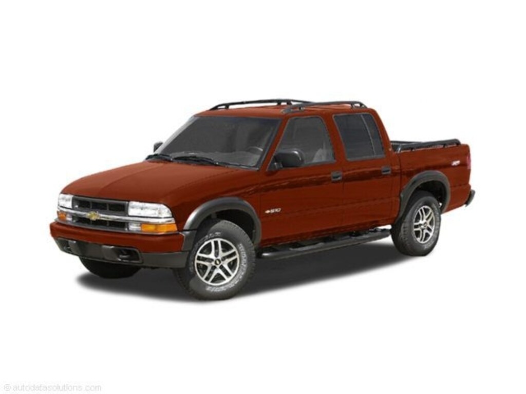 Used 2002 Chevrolet S-10 LS Truck Crew Cab