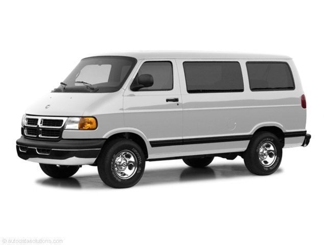 2002 Dodge Ram Wagon Base's photo