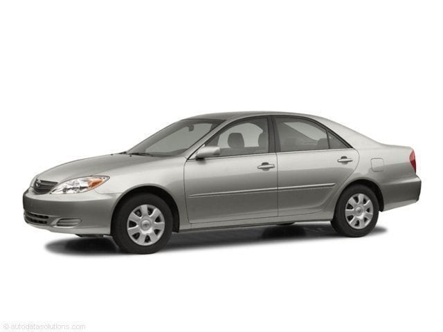 2002 Toyota Camry XLE Hero Image