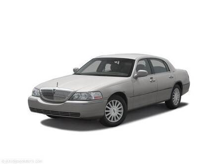 2003 Lincoln Town Car Cartier Sedan