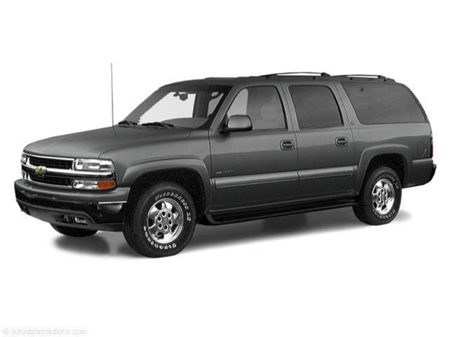 2004 Chevrolet Suburban's photo
