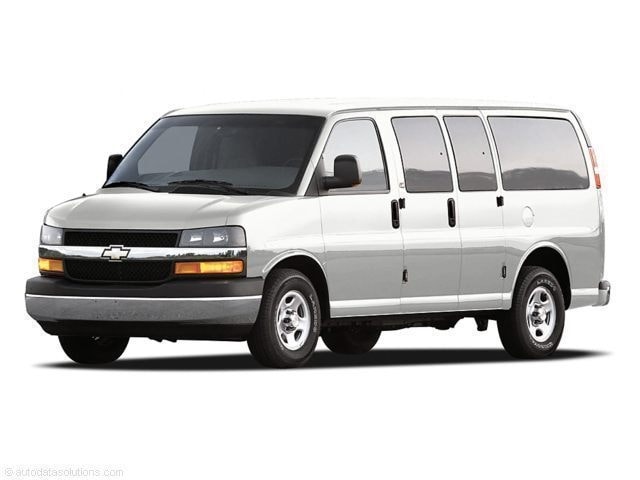 2004 Chevrolet Express's photo