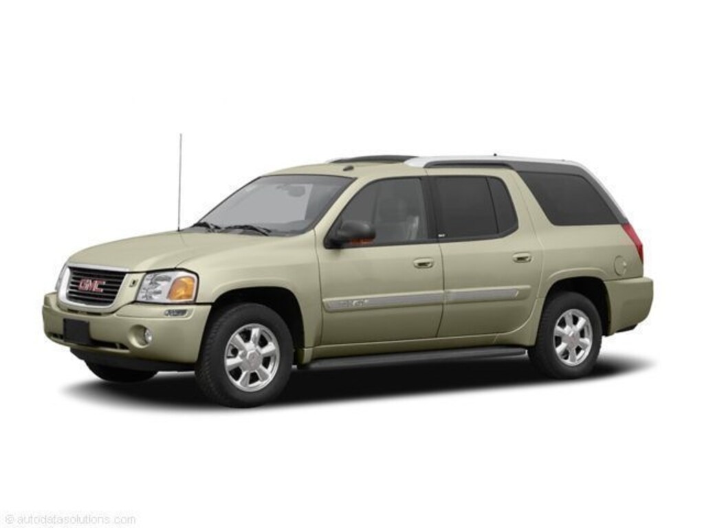 Used 2004 GMC Envoy XUV SLE SUV