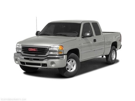 2004 GMC Sierra 1500 SLE Truck