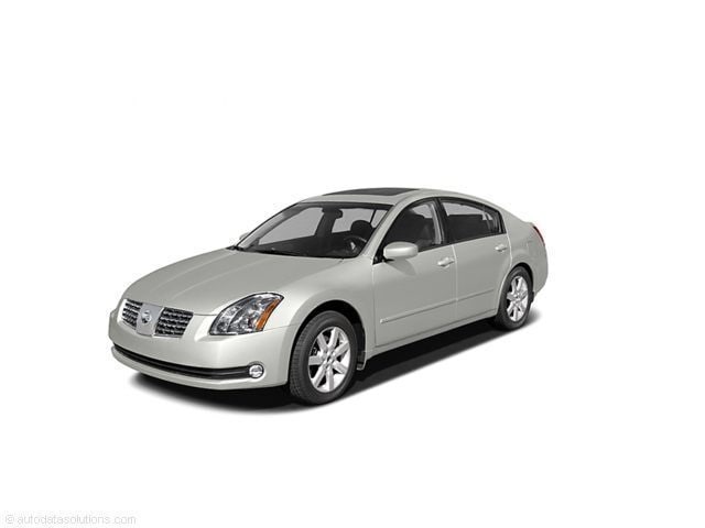 2004 Nissan Maxima SL's photo