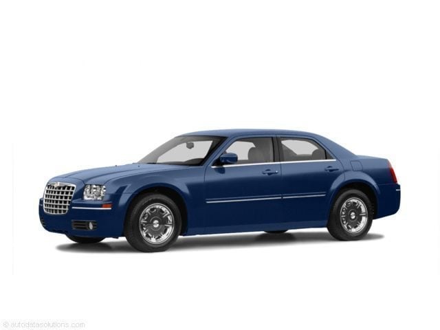 2005 Chrysler 300 Touring's photo