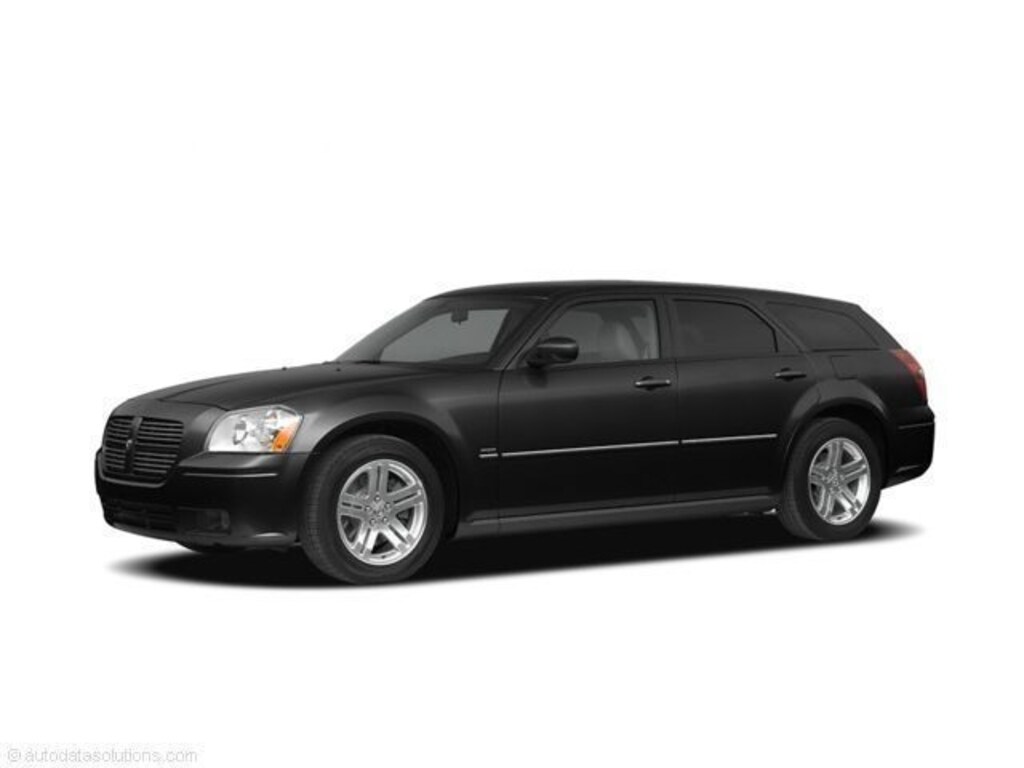 Used 2005 Dodge Magnum R/T Wagon