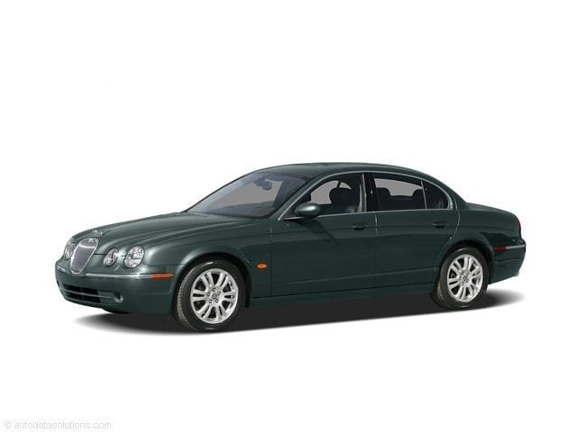 2005 Jaguar S-Type V8's photo