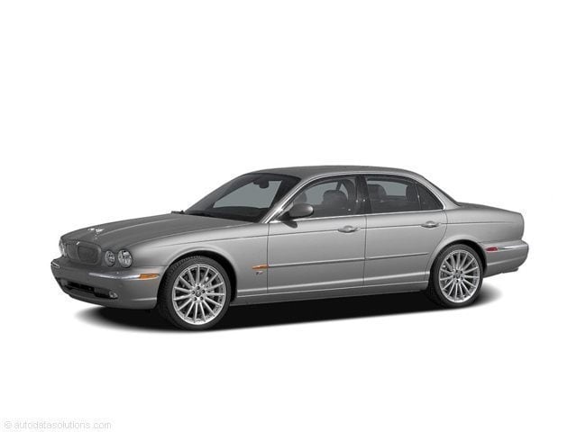 2005 Jaguar XJ Series XJ8 L's photo