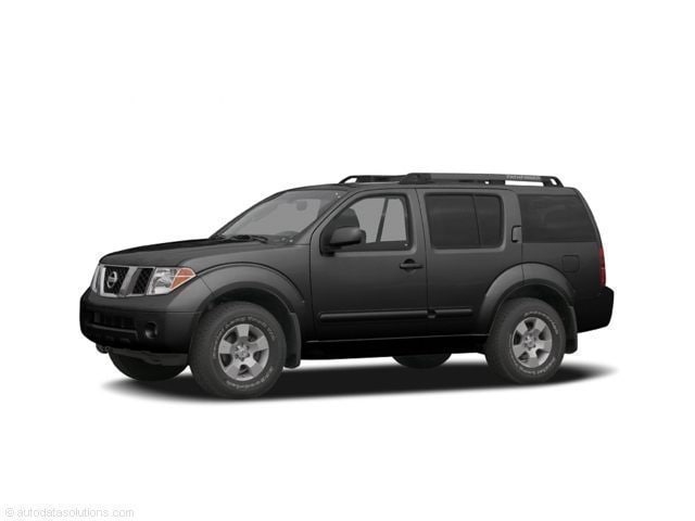 2005 Nissan Pathfinder LE