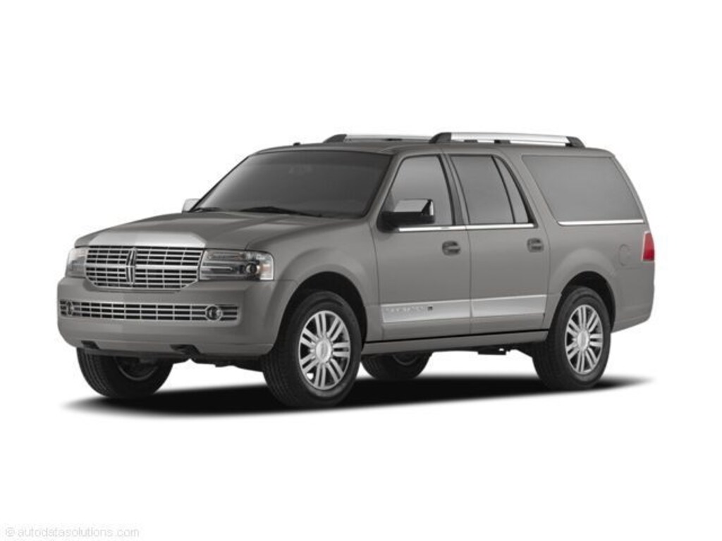 Used 2007 Lincoln Navigator L Base SUV